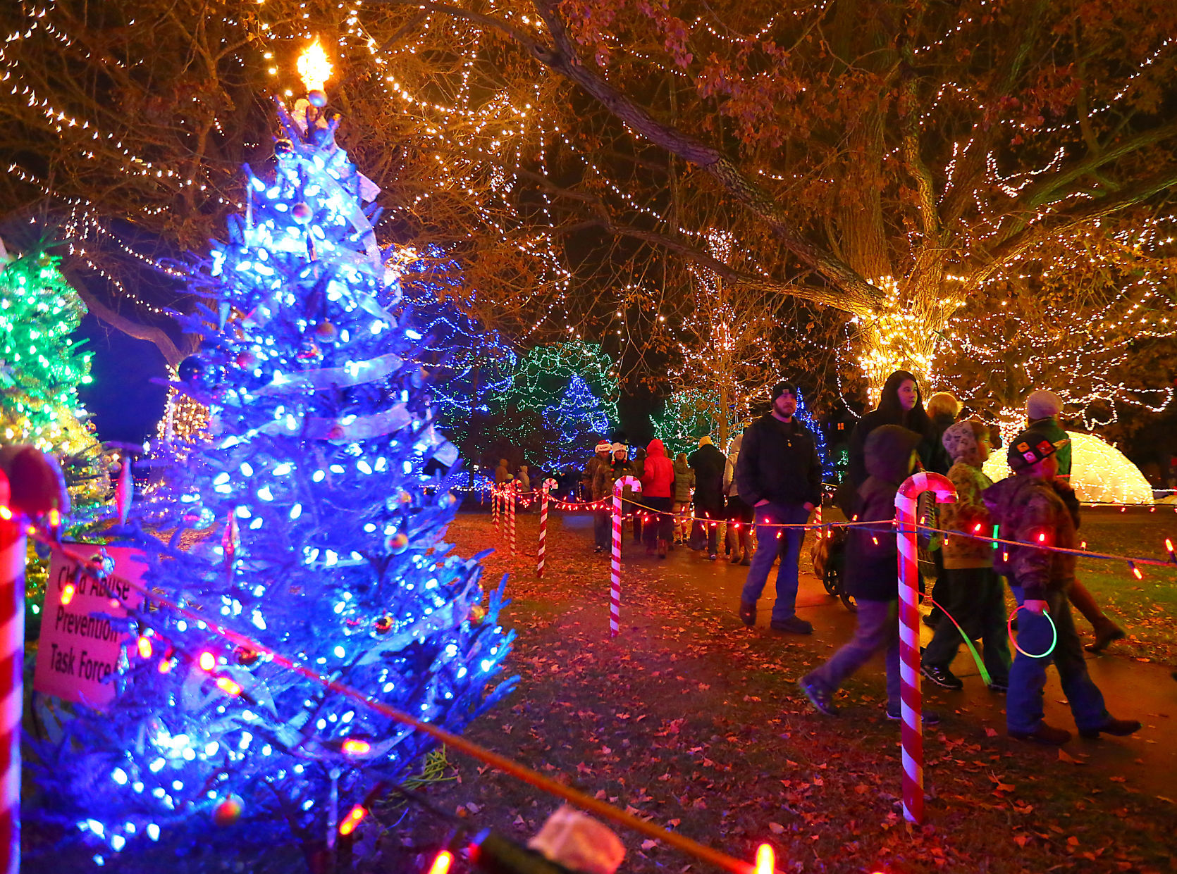 2017 Rotary Lights display in Riverside Park